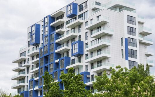 Fachadas ventiladas: el aislamiento térmico exterior ideal para edificios